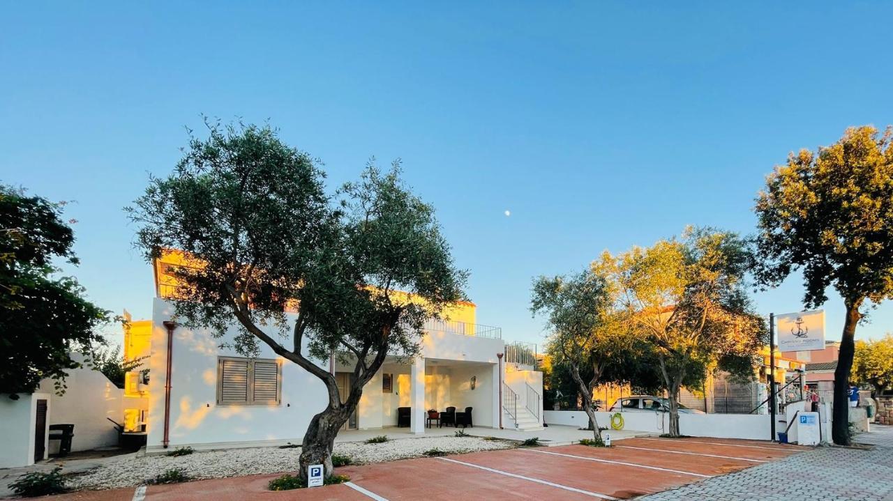 Chrisso Rooms Affittacamere San Teodoro  Zewnętrze zdjęcie